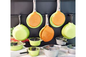 how to clean ceramic cookware
